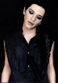 brian-molko-2000-0010