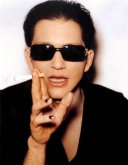 brian-molko-2000-0074